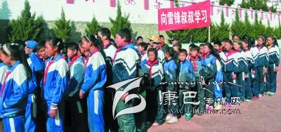 我州各級團(tuán)隊組織廣泛開展“學(xué)雷鋒月”系列活動