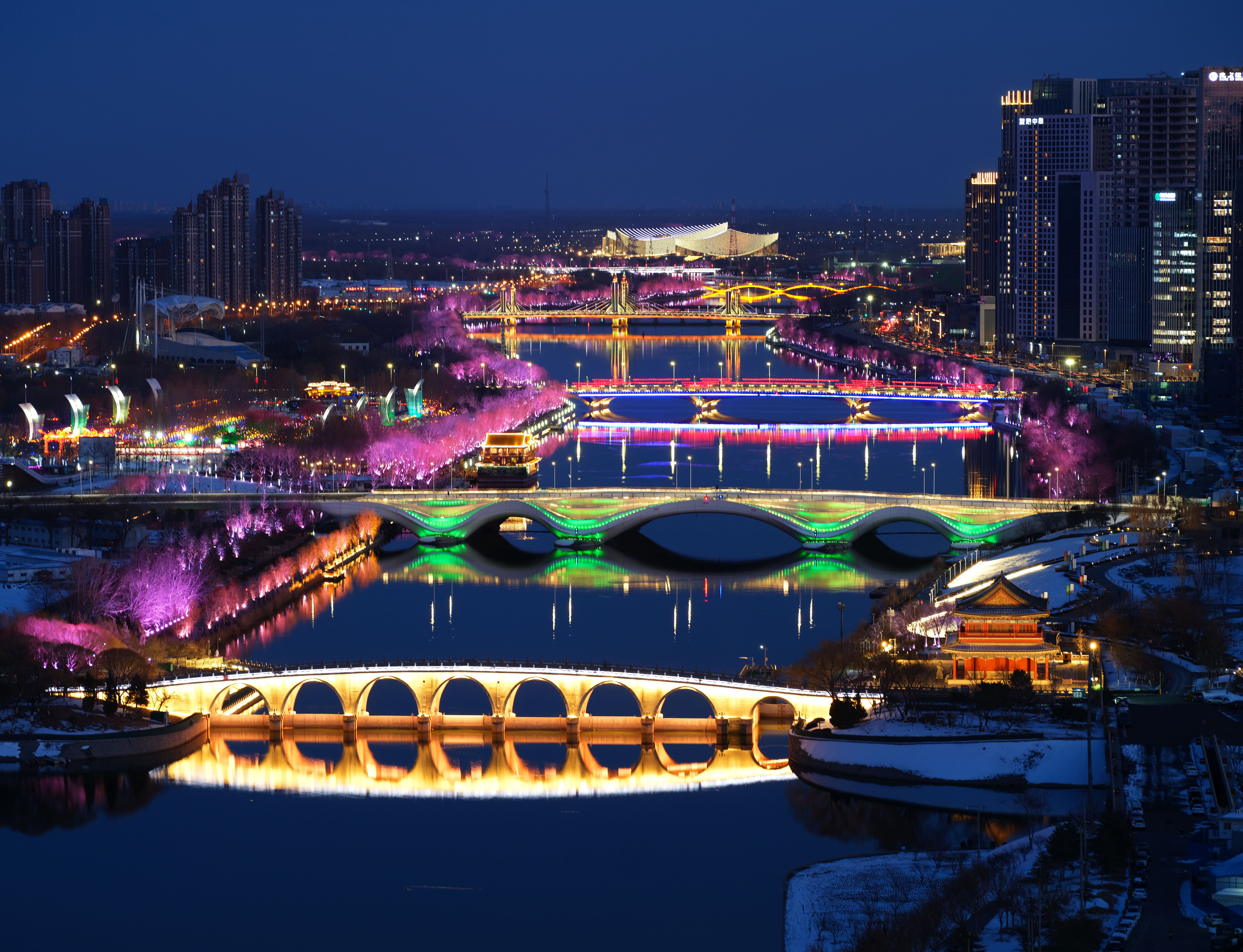 2024年2月22日，京杭大運(yùn)河北京通州段夜景。